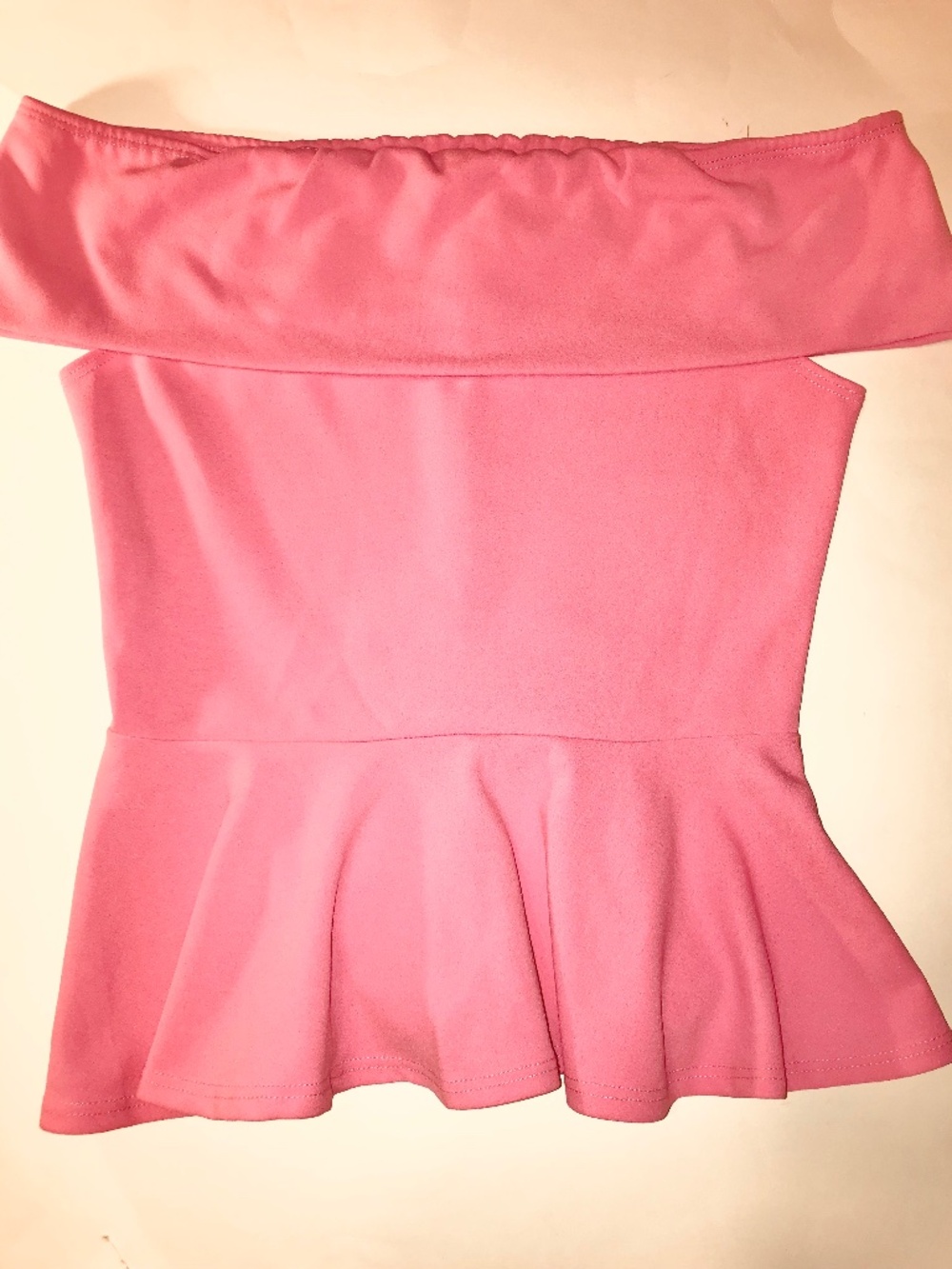 NWOT Top Chic Pink Off the Shoulder Peplum Top Blouse Shirt M Romantic Feminine